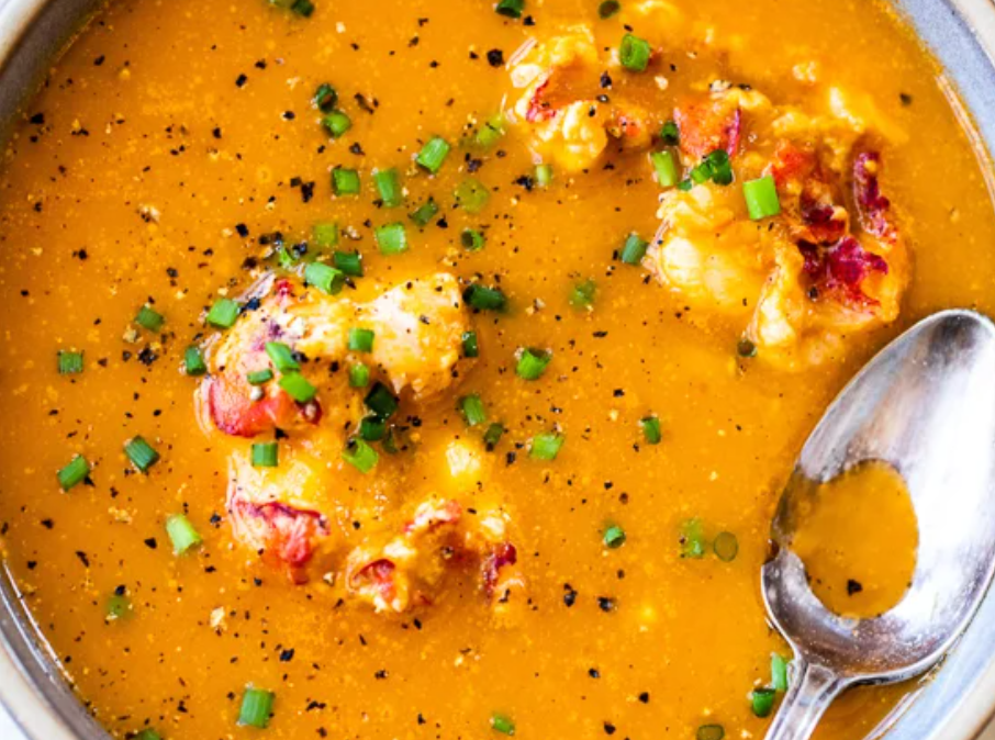 Luxurious Lobster Bisque: A Decadent Delight